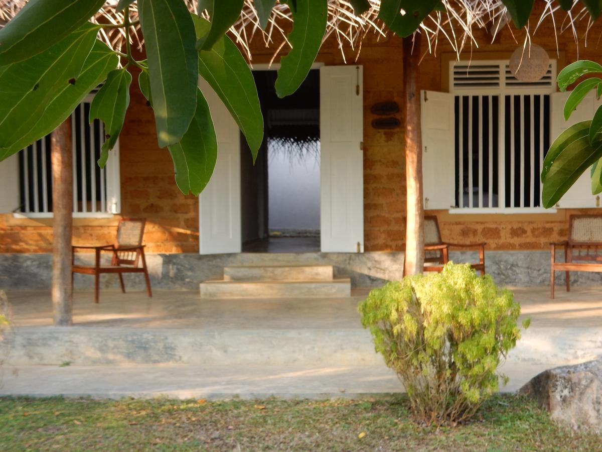 Kadolana Eco Village Balapitiya Extérieur photo